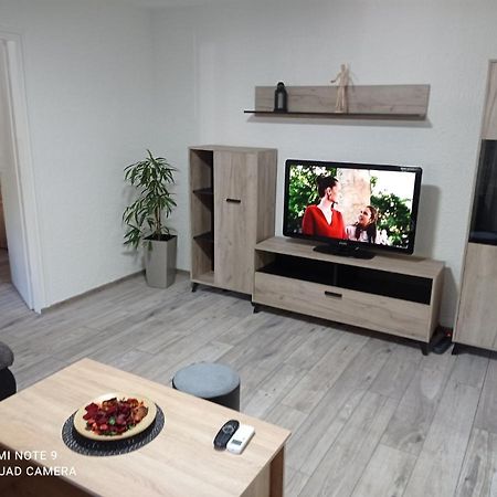 7 Days Premium Apartment 2 Subotica Bagian luar foto