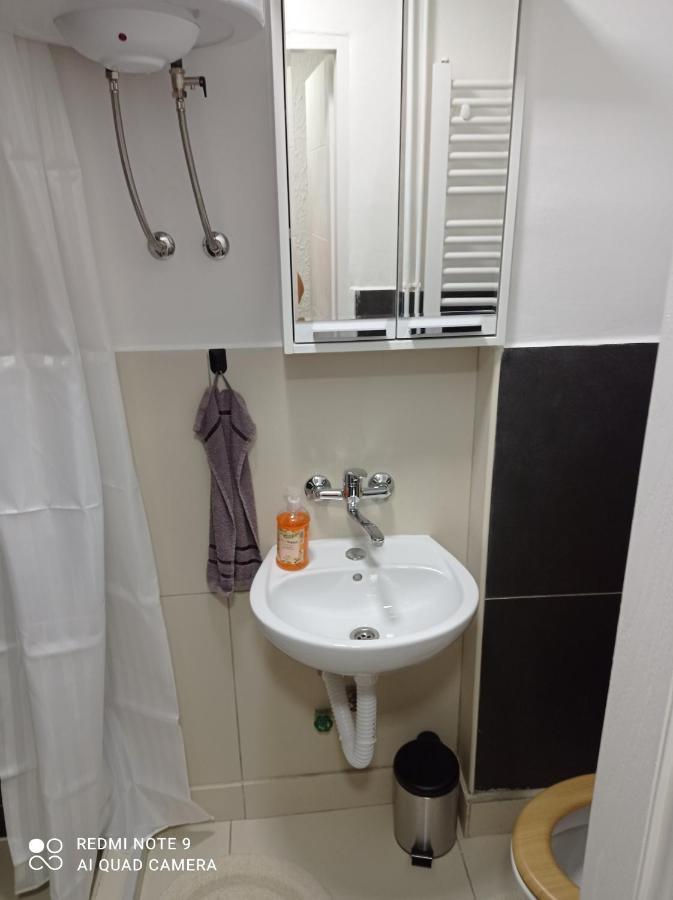 7 Days Premium Apartment 2 Subotica Bagian luar foto